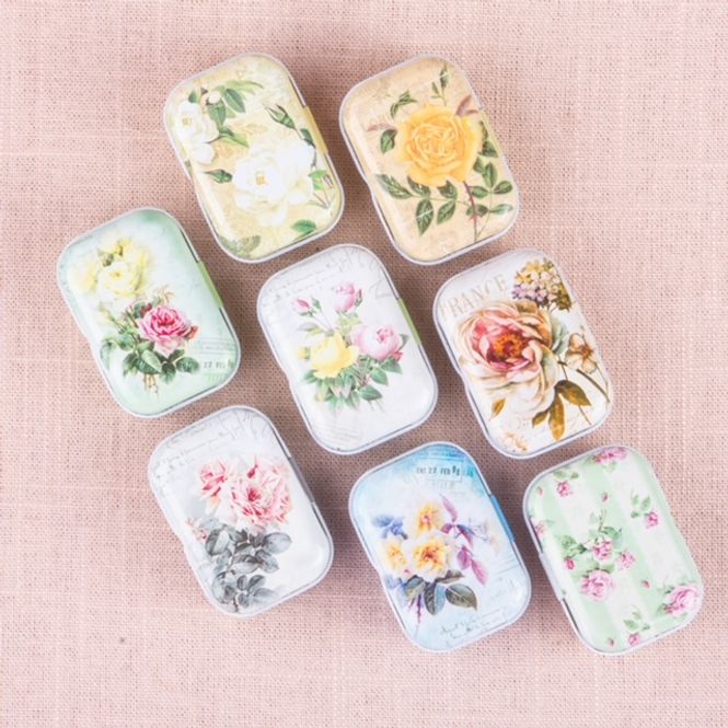 Hovedbilde Metallboks nostalgiske blomster