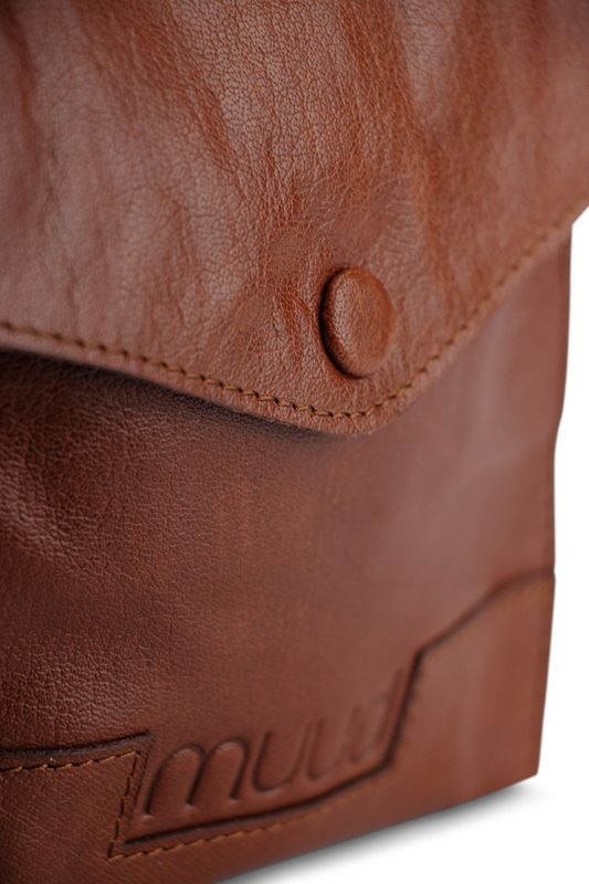 Betina - Rich Brown