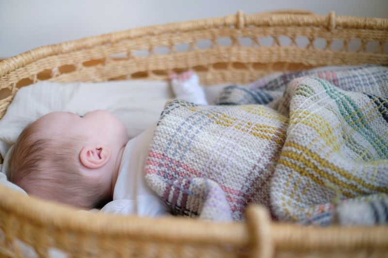 Aftenstrikk babypledd, garnpakke